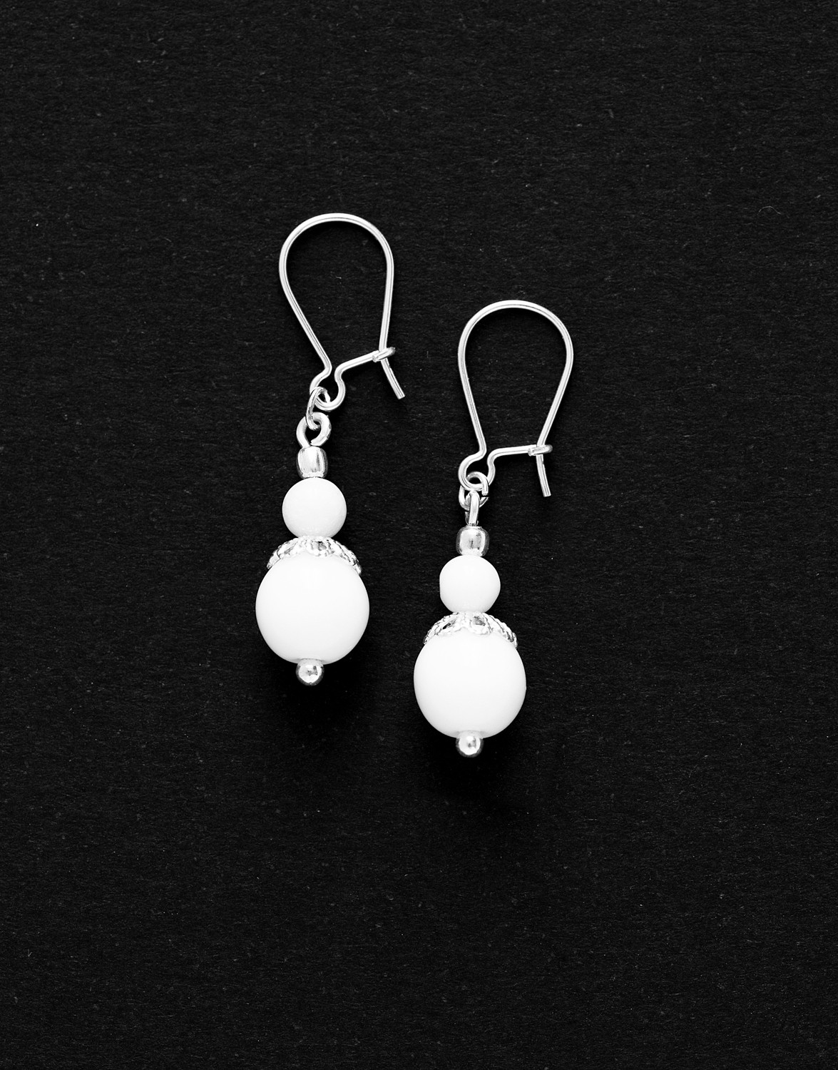 Boucles d ' oreilles Calliope Thalia Onyx blanc